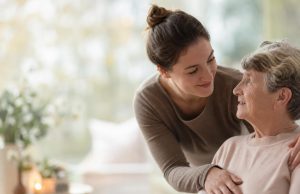 Emploi direct d’une accompagnante avec le CESU, tout ce qu’il faut savoir